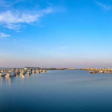 La Marina Tatil Evi *