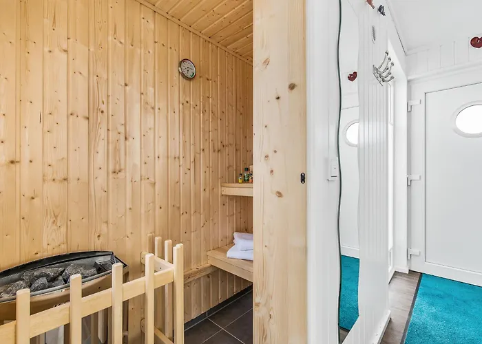 Semesterbostad La Marina *